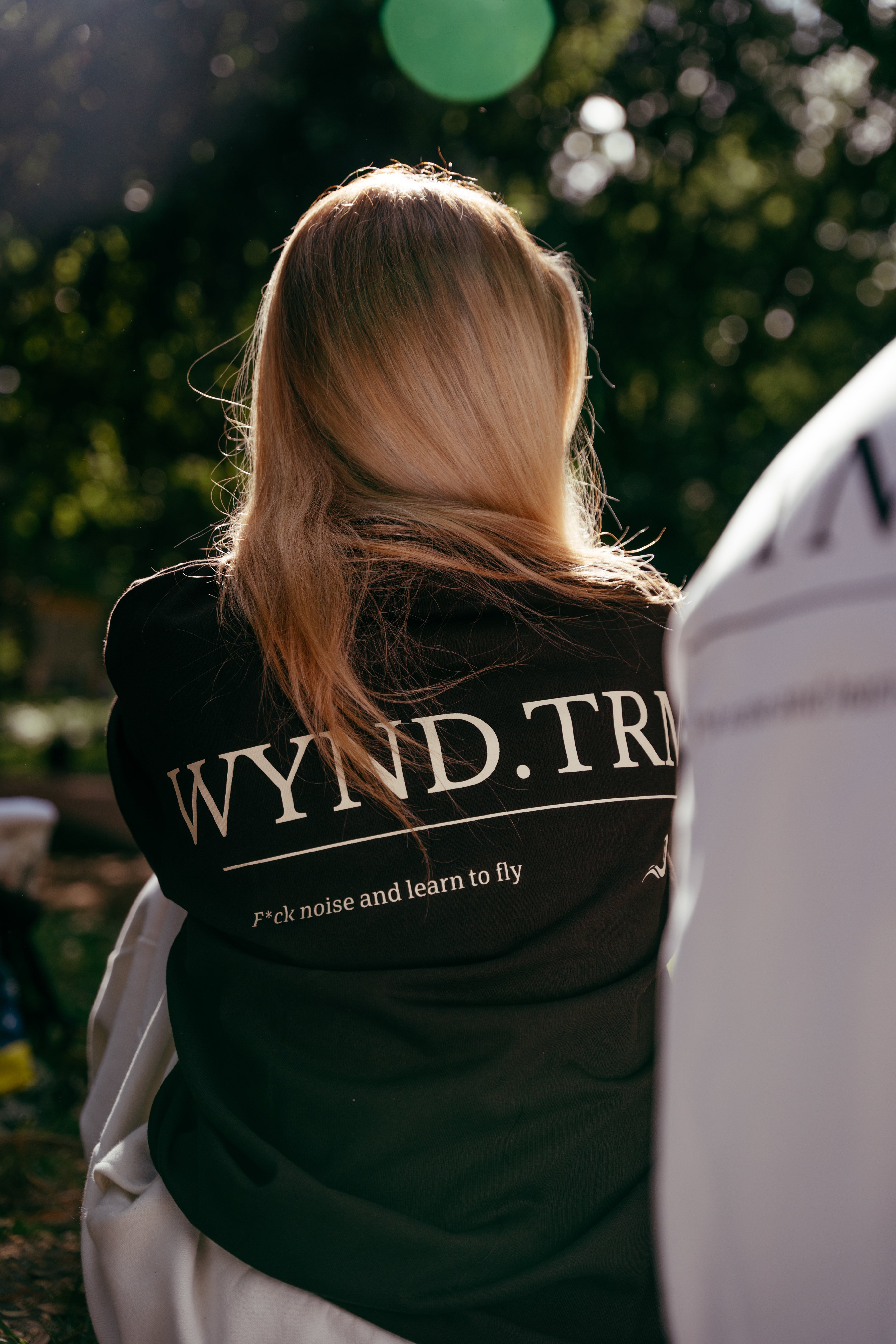 T-SHIRT - F*CK NOISE CASTANHA