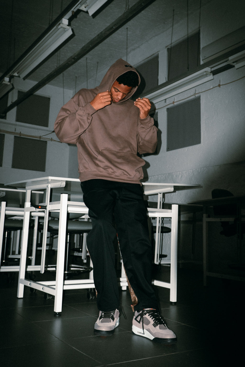 HOODIE - W CASTANHO